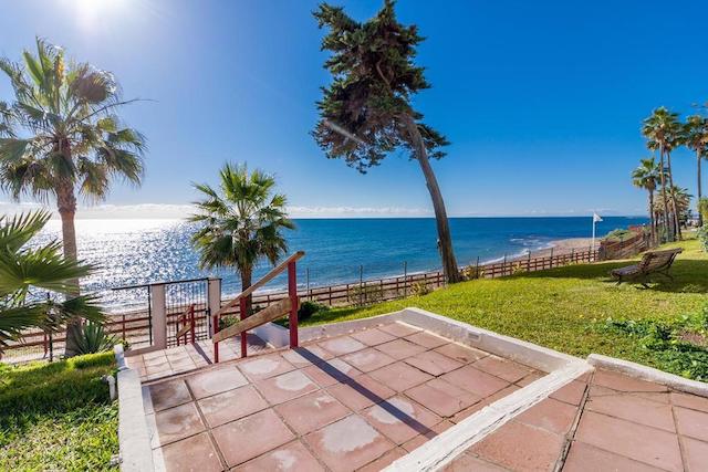 Apartamento con 1 dormitorio en la playa - arbatestates.com